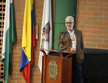 El profesor Sergio Yáñez Canal es uno de los precursores de la estadística en la U.N. Sede Medellín.