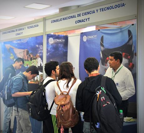 Más de 50 universidades mexicanas presentaron sus programas de posgrado de alta calidad.