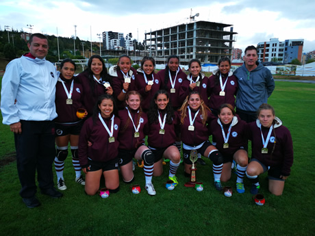 El Equipo de rugby femenino logró medalla de oro.