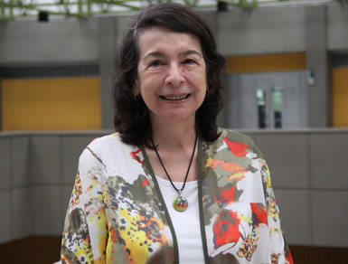 La profesora María Cecilia Múnera López es la encargada de la estrategia transversal.