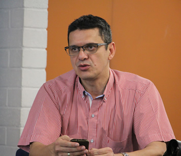 Héctor Iván Velásquez, director de aboratorios de la U.N. Sede Medellín.