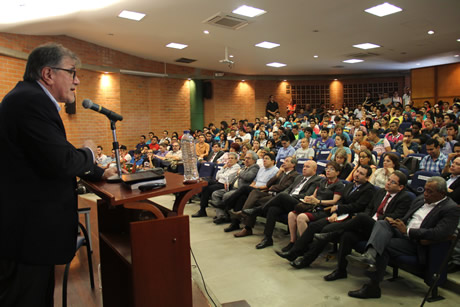 Primera sesión de la Cátedra Sesquicenteario se llevó a cabo en la U.N. Sede Medellín.