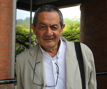Carlos Niño Murcia es arquitecto U.N. Sede Bogotá, licenciado en Historia del Arte y magíster en Historia y Teoría de la Arquitectura.