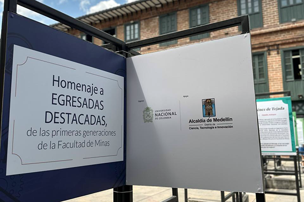 Exposición Homenaje a Egresadas Destacadas, de las primeras generaciones de la Facultad de Minas. Foto Unimedios