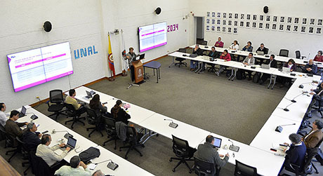 En el taller de contextualización del PlEI 2034 se reunieron alrededor docentes, directivos y funcionarios de las oficinas de Planeación de las Sedes. Foto: Unimedios.