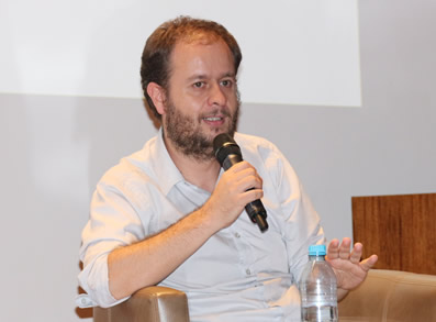 Carlos Augusto Molina, docente del pregrado de Astronomía de la Universidad de Antioquia y coordinador para Colombia de la Oficina para la Divulgación de Astronomía de la Unión Astronómica Internacional.