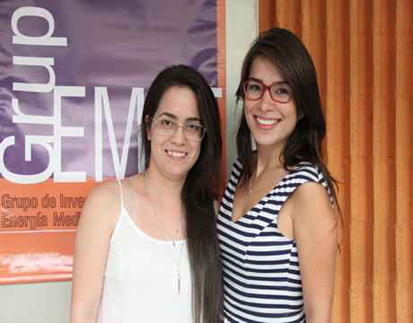 Johanna Peña y Alejandra Zapata, estudiantes de la Facultad de Arquitectura.