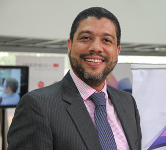 Hernán Muñoz Vélez, coordinador del G8 Bibliotecas y jefe de biblioteca de la Universidad EIA.