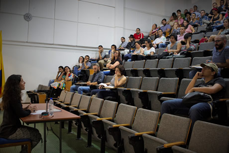 Estudiantes y profesores de la Sede asistieron a la charla organizada por la Facultad de Ciencias Humanas y Económicas.