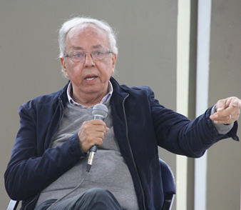 Darío Ruiz Gómez, escritor, periodista, poeta y teórico del arte y el urbanismo.