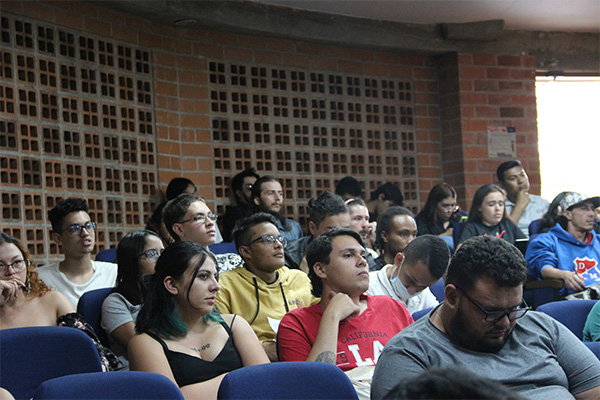 La invitación para asistir al Seminario fue abierta para estudiantes de Historia de la Sede y de la Universidad de Antioquia. Foto: Unimedios.