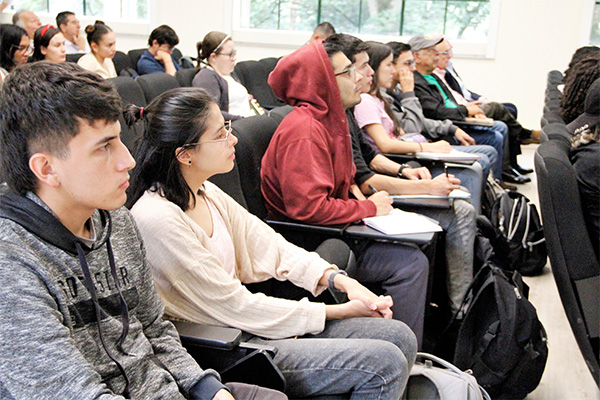 La FCA tiene actualmente 1800 estudiantes, cuatro programas de pregrado, una tecnología y cinco programas de posgrado. Foto: Unimedios.