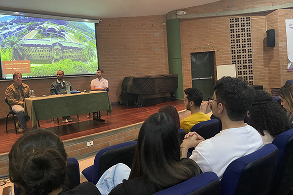 ¿Cómo va la Facultad de Ciencias de la Vida? se realizó el 7 de junio en el auditorio Gerardo Molina del Campus El Volador. Foto Unimedios Medellín.