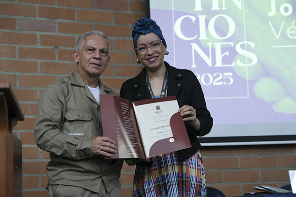 Gracias por su amor y servicio. Foto de Unimedios.