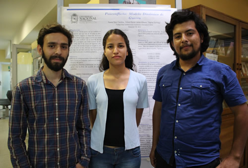 De izquierda a derecha: Santiago Ospina de Ingeniería Civill, Sara Gaona de Matemáticas y Jaime Alberto Ochoa, de Ingeniería de Petróleos.