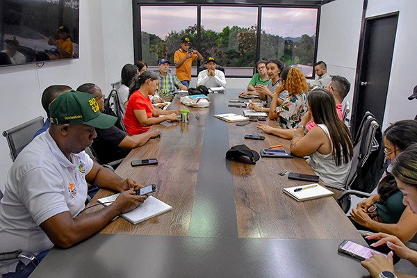 Reunión de trabajo entre la Alcaldía de Apartadó y el equipo de la Universidad Nacional de Colombia Sede Medellín. Foto Unimedios Medellín.