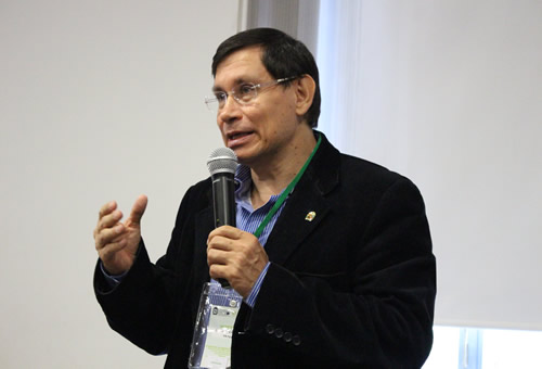 Carlos Alberto Zárate Yepes, profesor del Legislación Ambiental