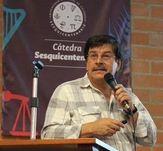 El ingeniero Hernán Porras Gallego, ha sido profesor universitario y fue secretario de Medio Ambiente de Antioquia.