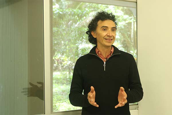 El líder del proyecto es el profesor Ader García, director del Grupo EMAT. Foto: Unimedios.