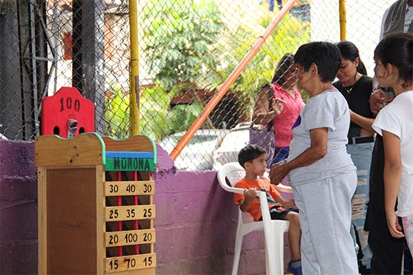 El Voluntariado Universitario y Social realiza su labor principalmente en La Iguaná y en Pinares de Oriente. Foto: Unimedios.