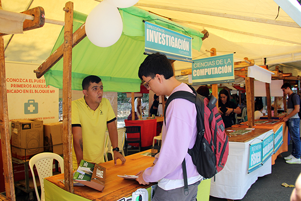 De la Feria de Servicios participaron 25 dependencias universitarias y 3 entidades externas. Foto Unimedios Medellín.