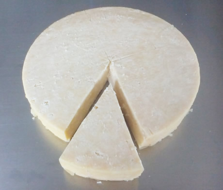 El método patentado permite que el queso conserve nutrientes. Foto: cortesía Fernando Arenas.